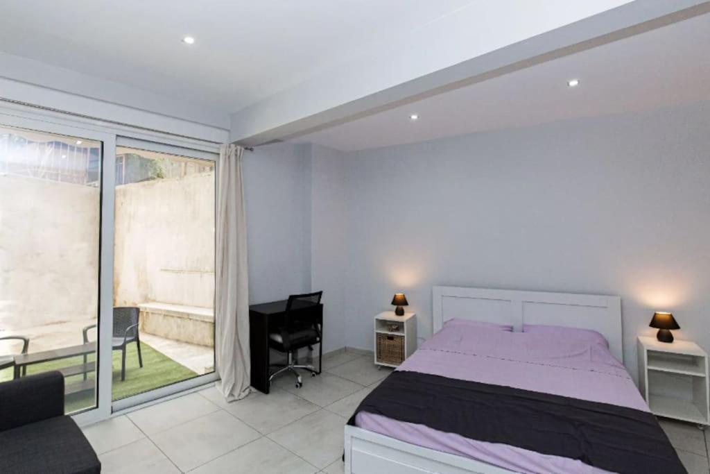 Cozy Apartment Central Atenas Exterior foto